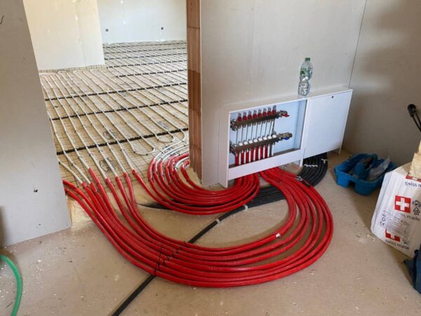 Heizungsinstallation bei Basel : W&auml;rmepumpen und Holz&ouml;fen Kingersheim 3